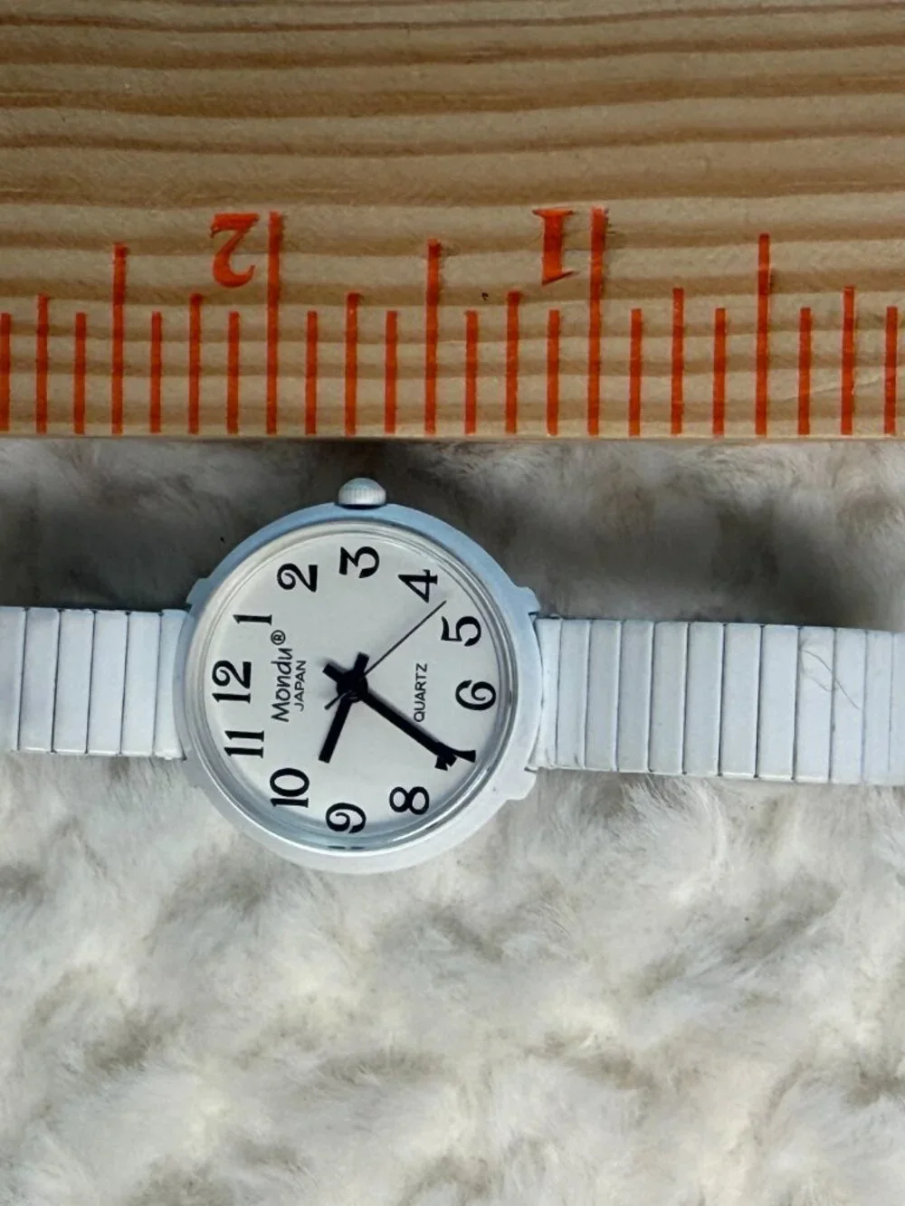 Mondu Japan White Enamel Quartz Watch *Needs Battery